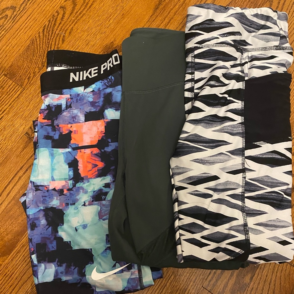 Capri Leggings Bundle 💫